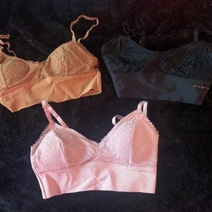 3 bras